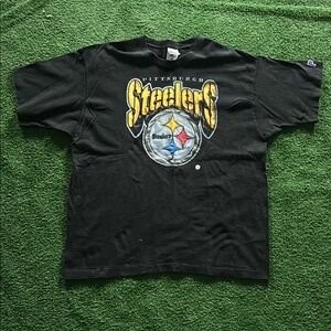 Black Pittsburgh Steelers Graphic Tee